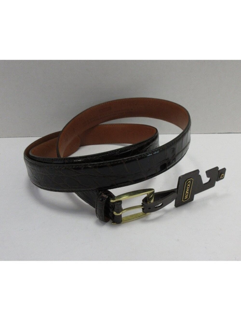 VINTAGE Coach Belt 42 Genuine Alligator Leather Brass Italy NEW